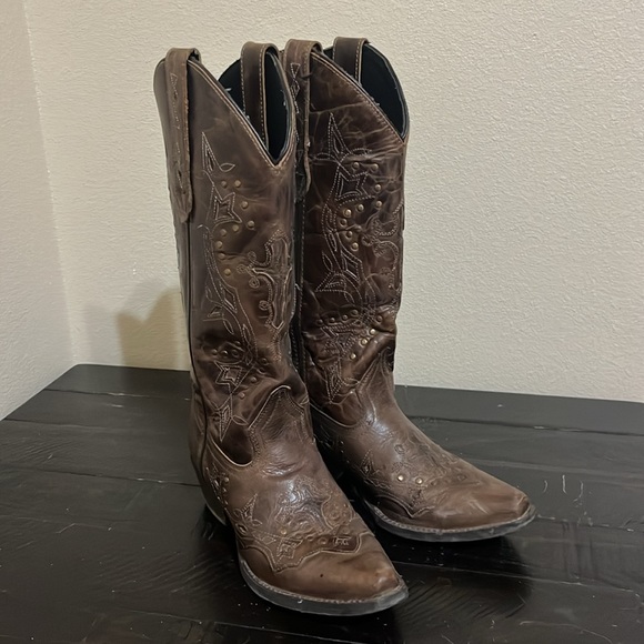 Laredo - Picture 4 of 7